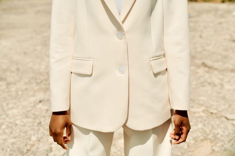 Personal Branding Mistakes That Are Costing You Clients